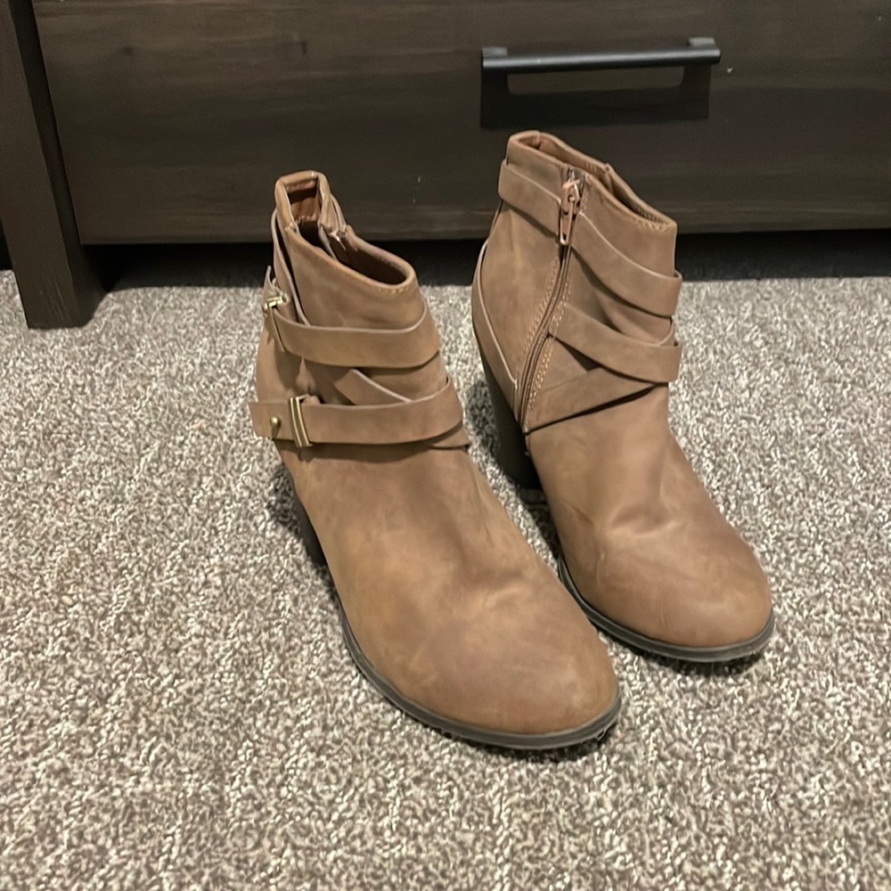 Brown heel boots
